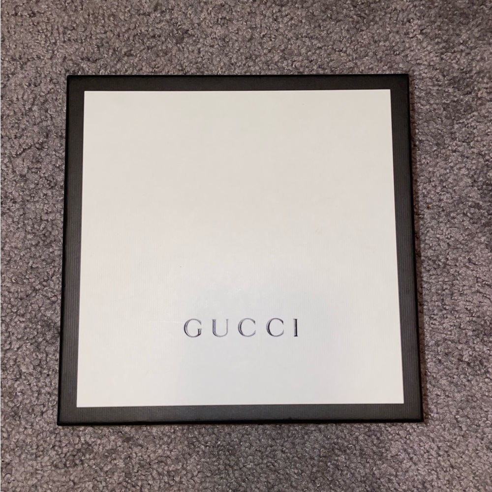 (GUCCI) GG MARMONT MINI BAG - Picture 3 of 7